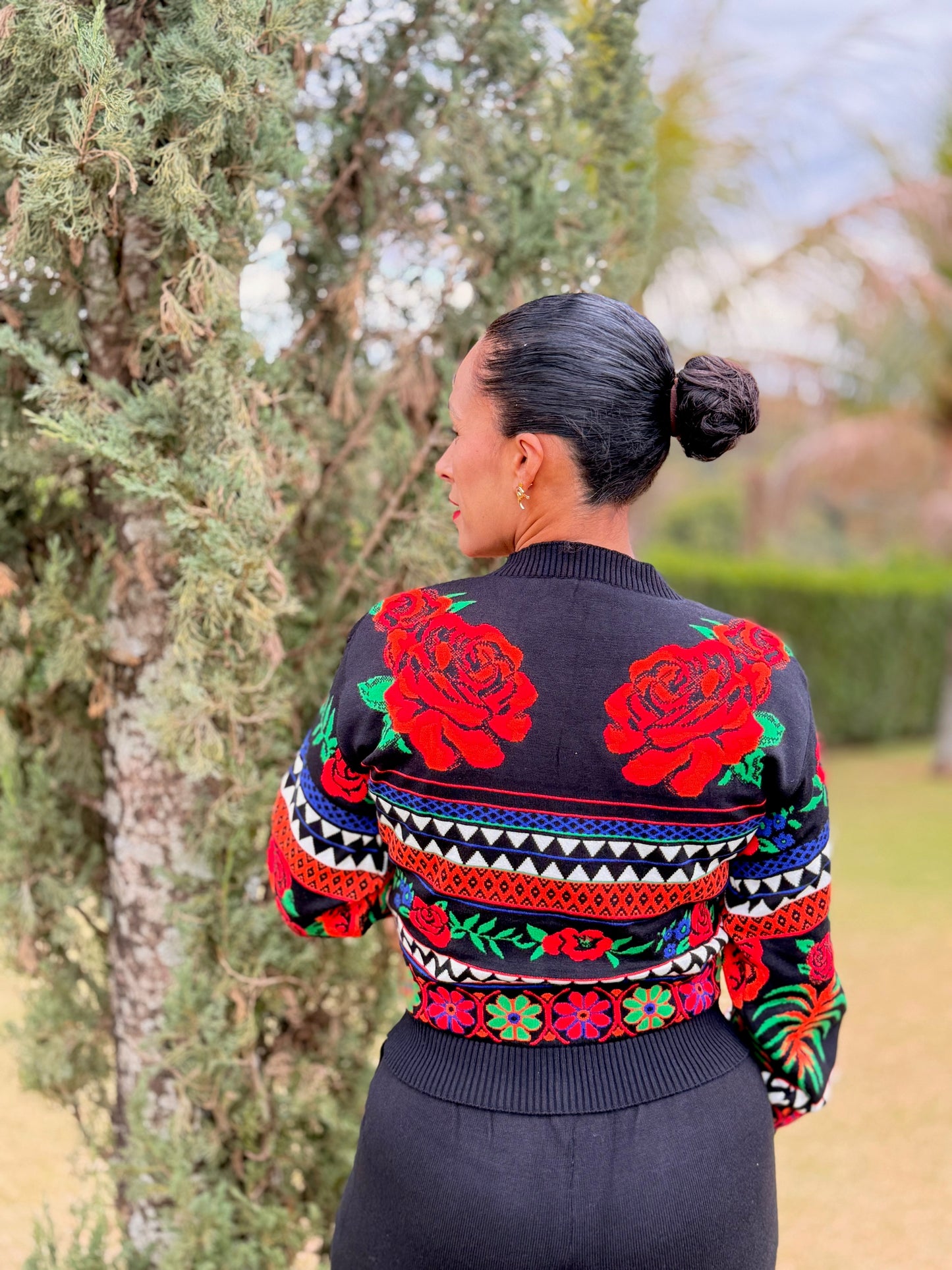 Roses Black Knit Sweater with Red Rose Embroidery - Cashmere
