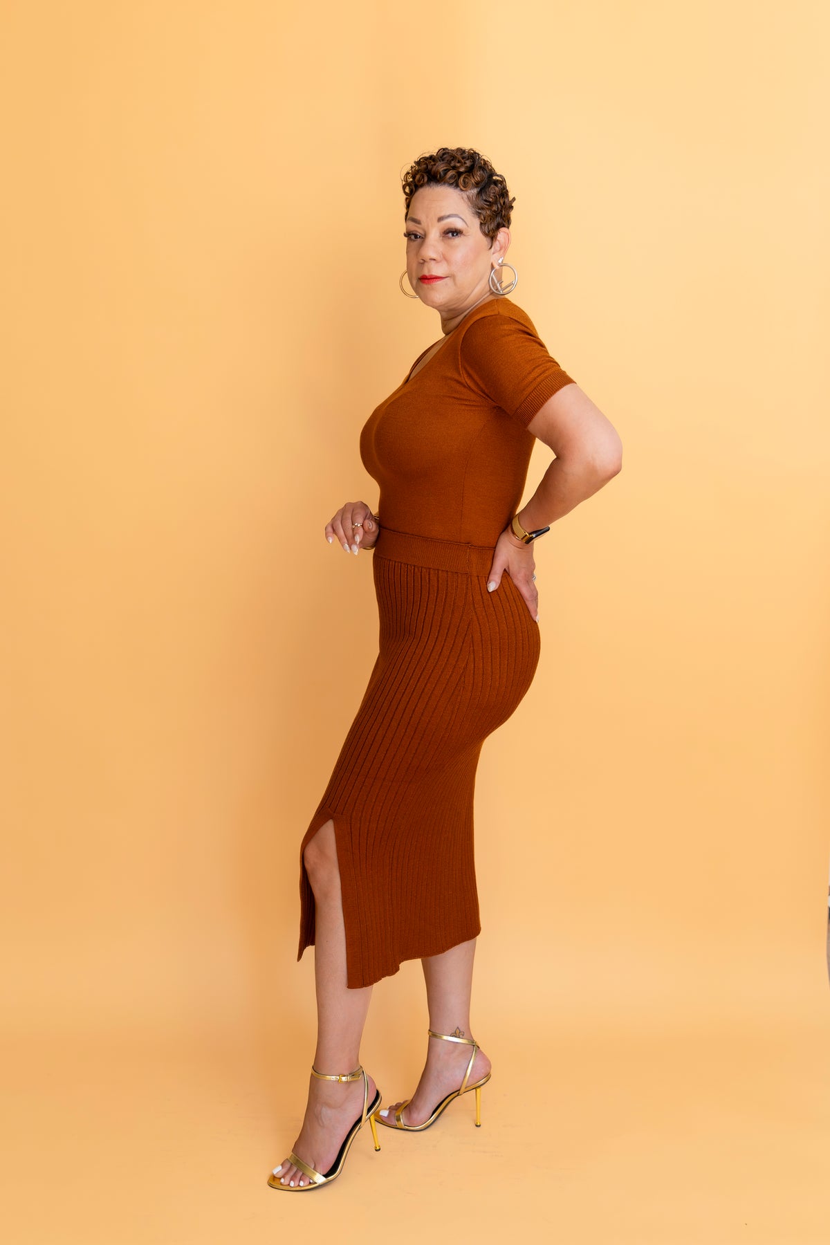 Tani Sculpted Ribbed Midi Skirt