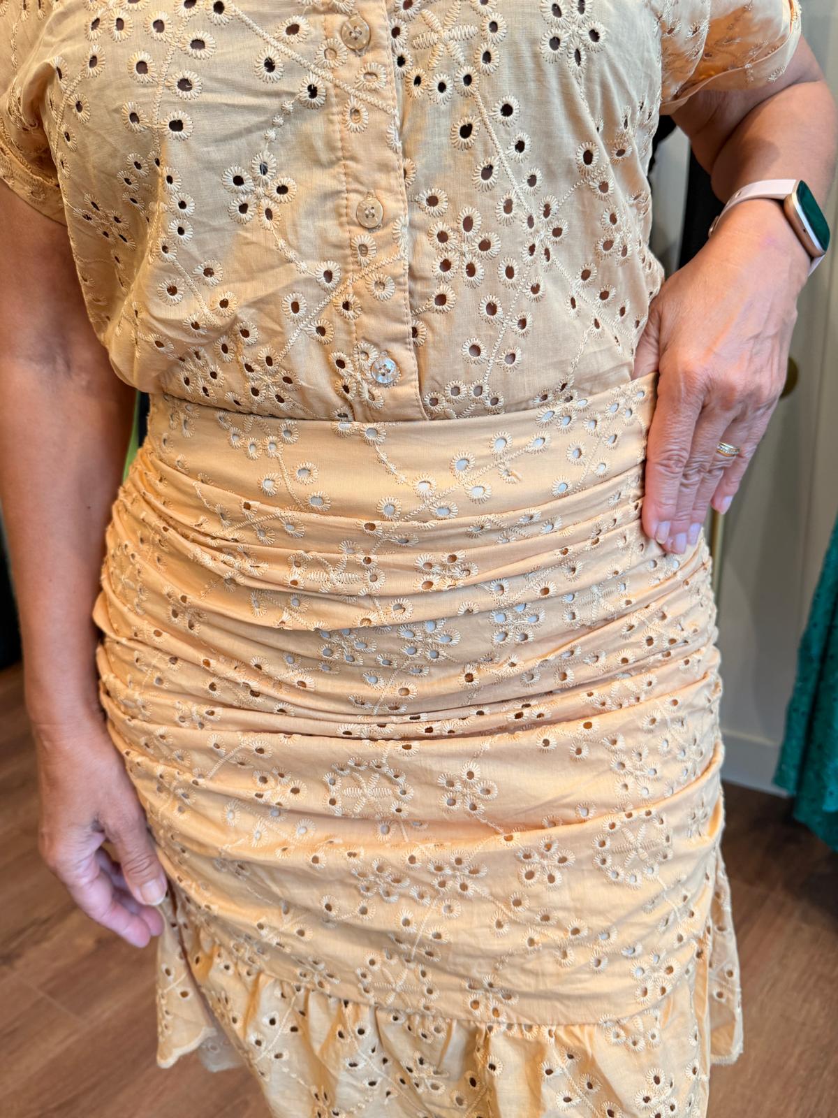 Golden Eyelet Set